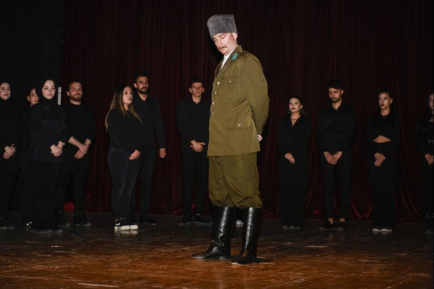 Burdur'da istiklalden istikbale kurtuluş dansı