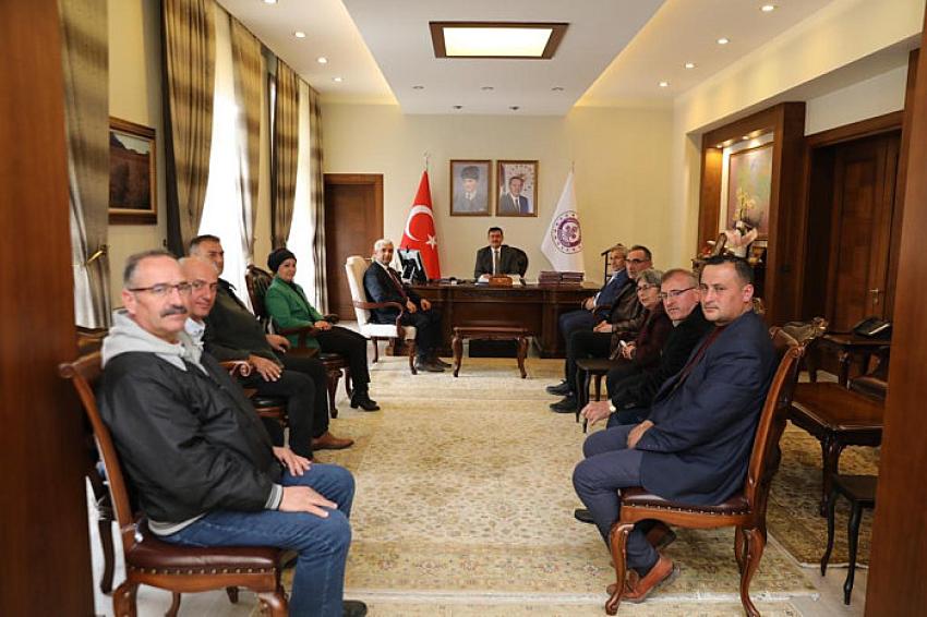 Burdur'un Mahalle Muhtarlarından Vali Arslantaş'a Ziyaret