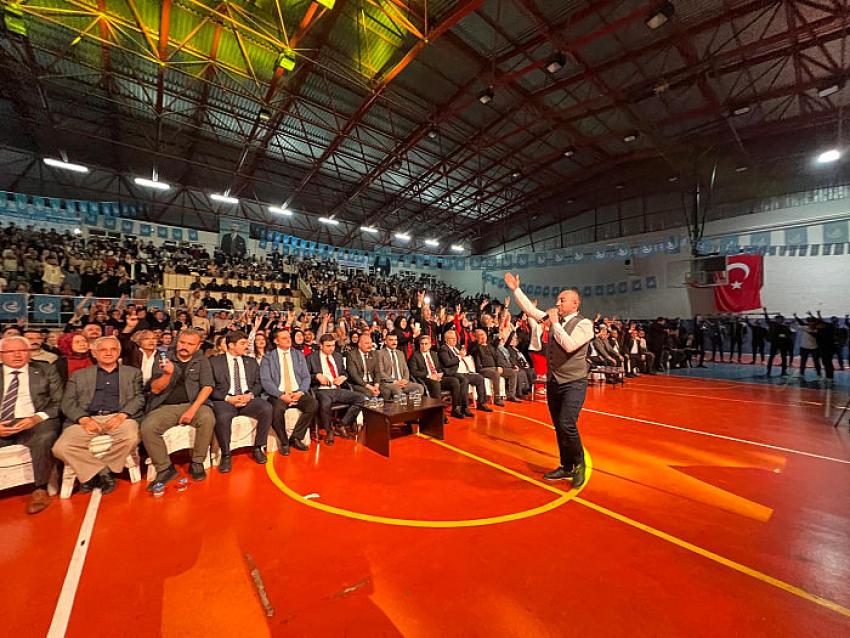 BURDUR ÜLKÜ OCAKLARI’NDAN ‘ŞAHLANIŞ GECESİ’