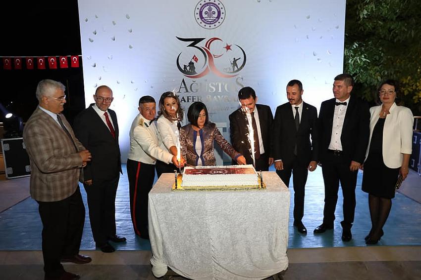 BURDUR’DA 30 AĞUSTOS RESEPSİYONU