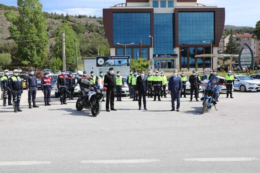 Vali Şıldak, “Trafik Haftası Kapsamında Başarılı Trafik Personelini Ödüllendirdi”