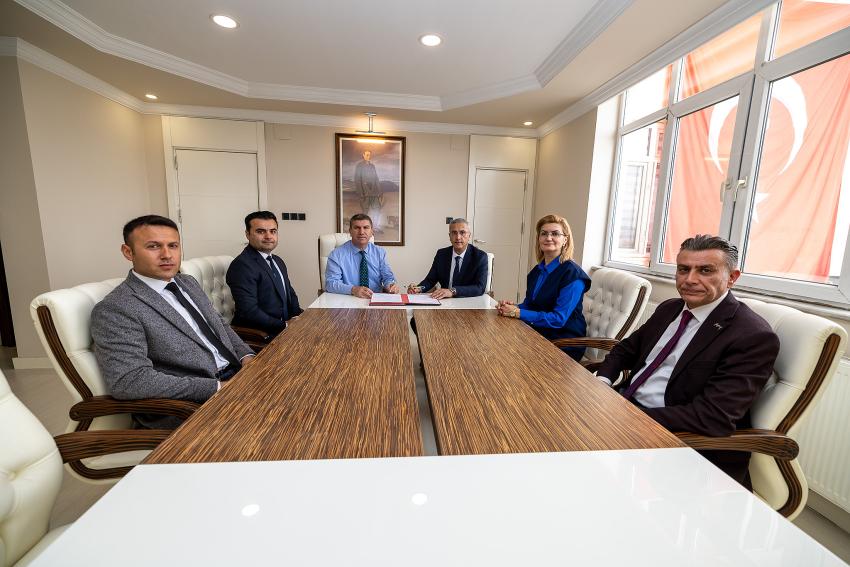 Burdur Belediyesi çalışanlarına 87 bin TL promosyon