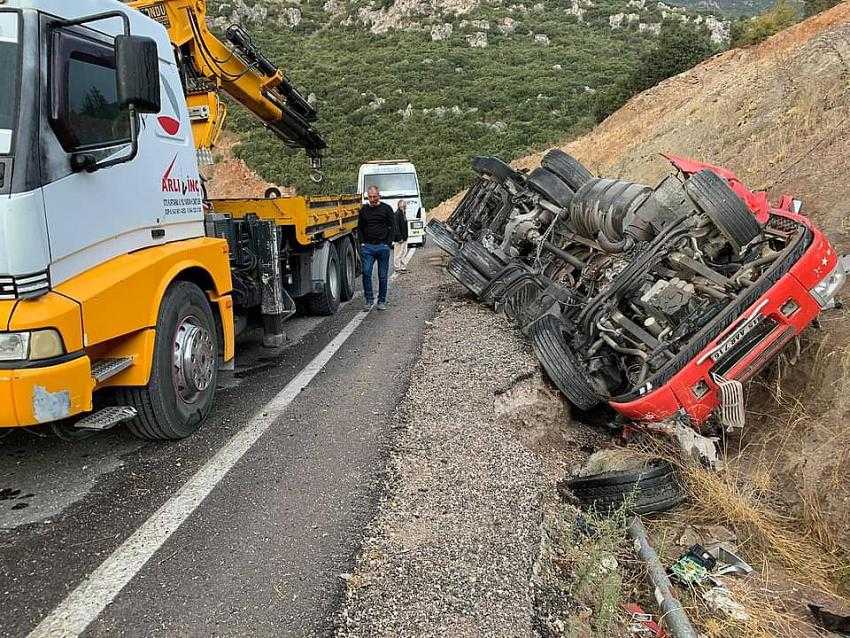 Genç şöför kaza kurbanı oldu