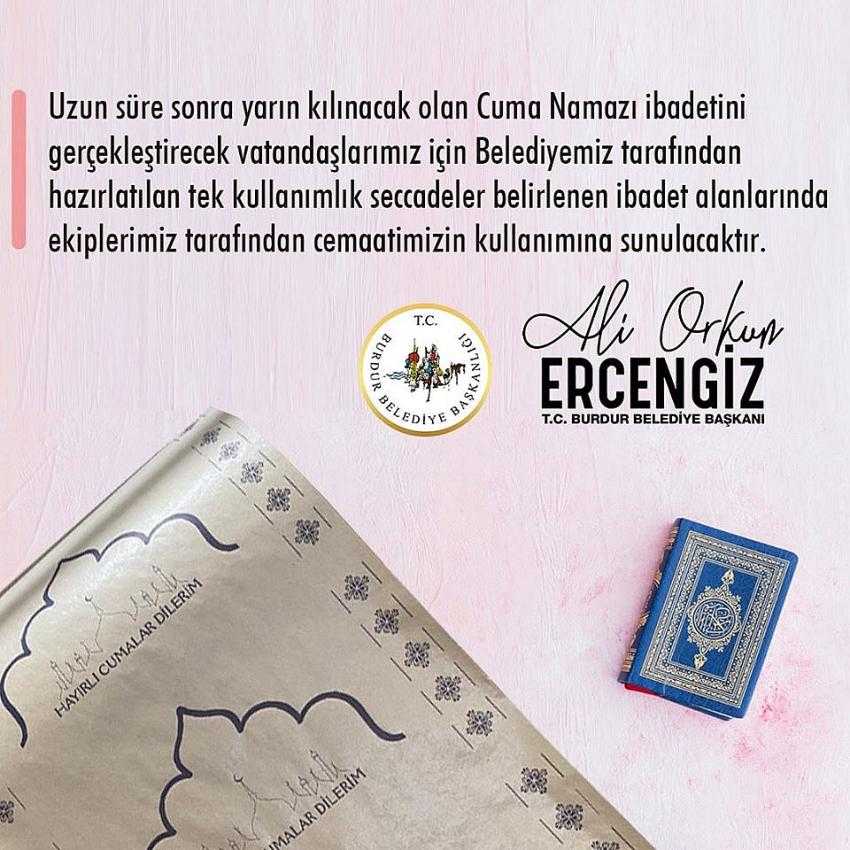 BELEDİYE CUMA NAMAZI İÇİN SECCADE DAĞITACAK