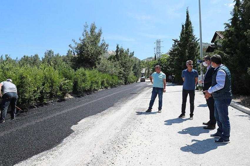 Başkan Ercengiz, Fevzi Çakmak Mahallesi’nde yol açma çalışmalarını inceledi