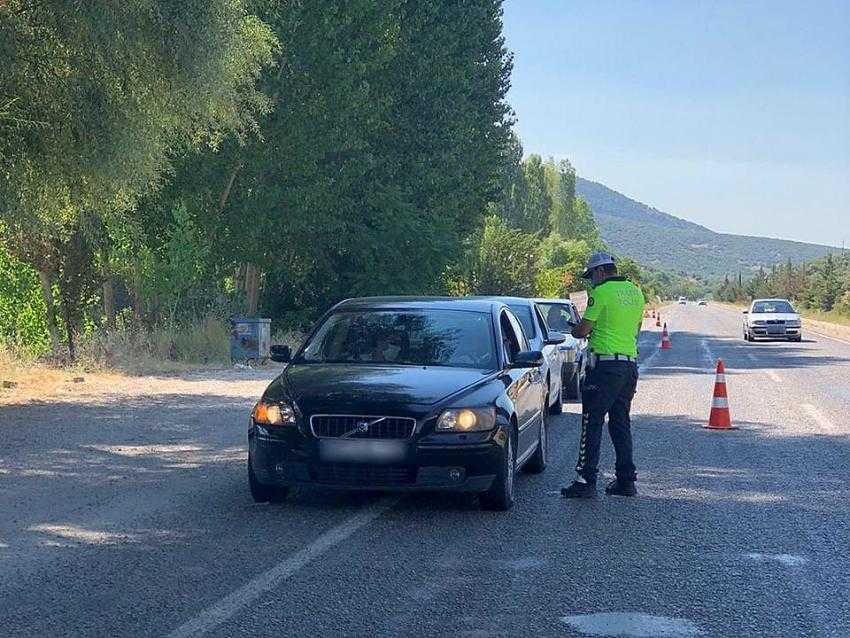 BURDUR’DA SAHTE VE STANDART DIŞI PLAKA DENETİMİ