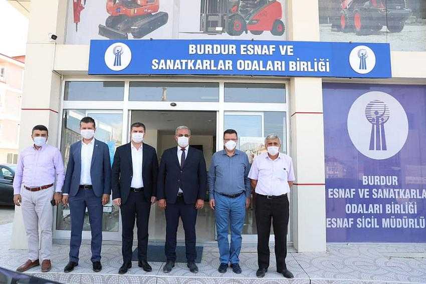 CHP HEYETİ, AHİLİK HAFTASINDA ESNAFI YALNIZ BIRAKMADI