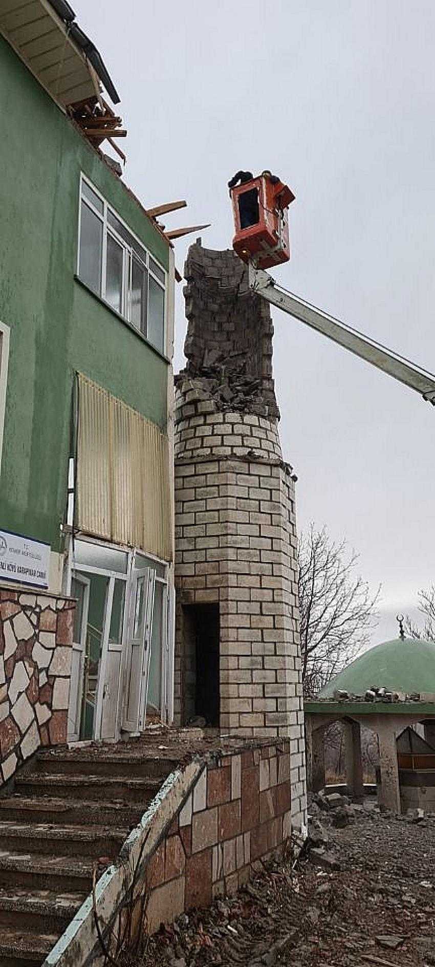 YIKILAN MİNARE YENİDEN İNŞA EDİLECEK