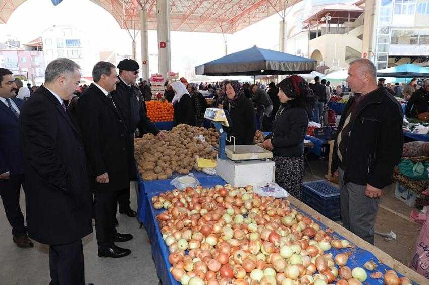 Vali Şıldak'tan Salı Pazarına Ziyaret