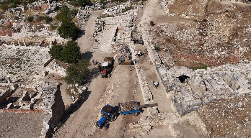 Türkiye’nin üçüncü büyük Odeonu Sagalasos’ta gün yüzüne çıkıyor