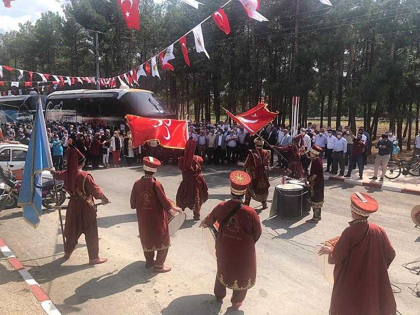 MHP Tefenni'de Görkemli Kongre