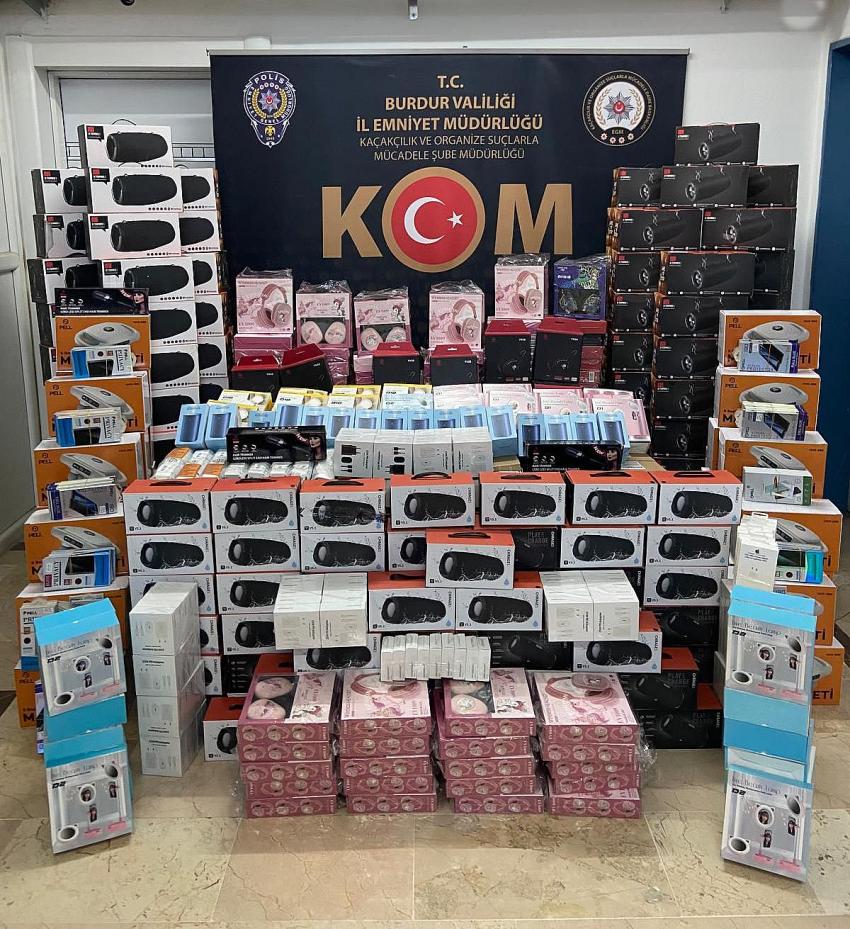 EMNİYET EKİPLERİNDEN KAÇAKÇILIK VE ORGANİZE SUÇ OPERASYONU