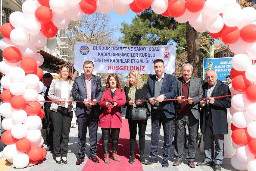 ‘Üreten Kadınlar Sergisi’ Açıldı