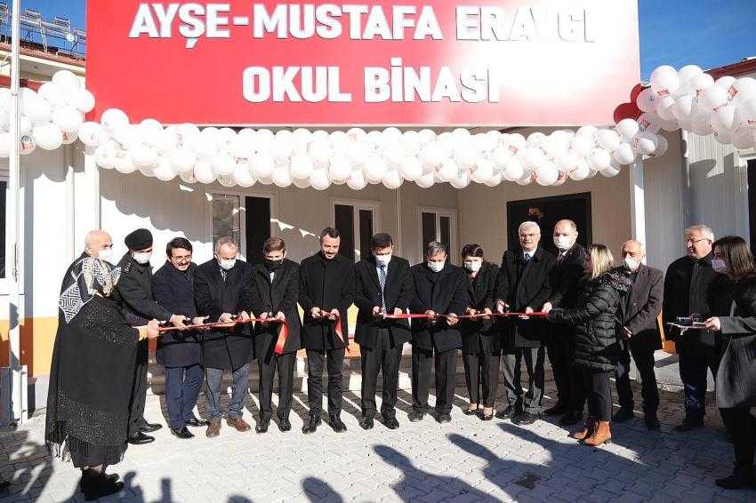 VALİ ARSLANTAŞ, AYŞE-MUSTAFA ERAVCI OKUL BİNASININ AÇILIŞ TÖRENİNE KATILDI