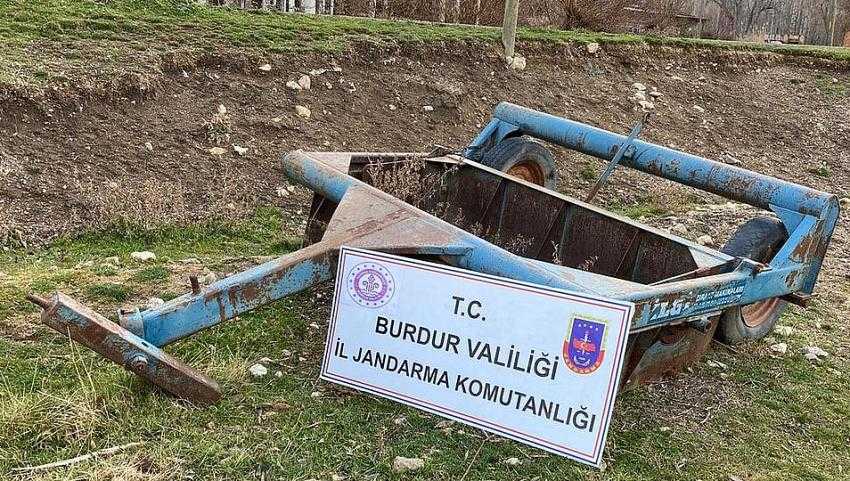 JANDARMA EKİPLERİ HIRSIZLARA GÖZ AÇTIRMIYOR, 1 ŞAHIS TUTUKLANDI