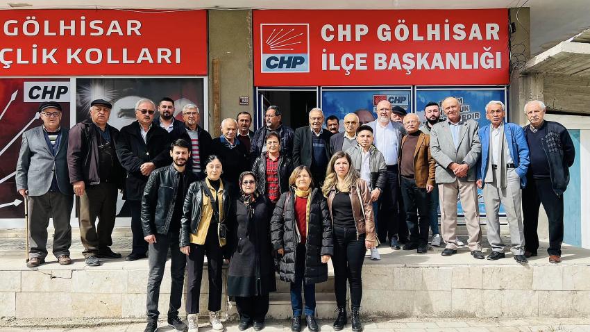 Seçim çalışmalarına hızlı başlayan CHP Burdur Milletvekili Aday Adayı Süleyman Erman, Çavdır, Gölhisar ve Altınyayla’da vatandaşlarla buluştu. 
