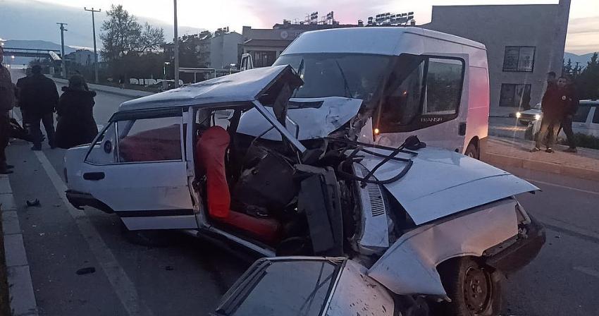 Burdur’da Feci Kaza: 1 Ölü 2 Yaralı