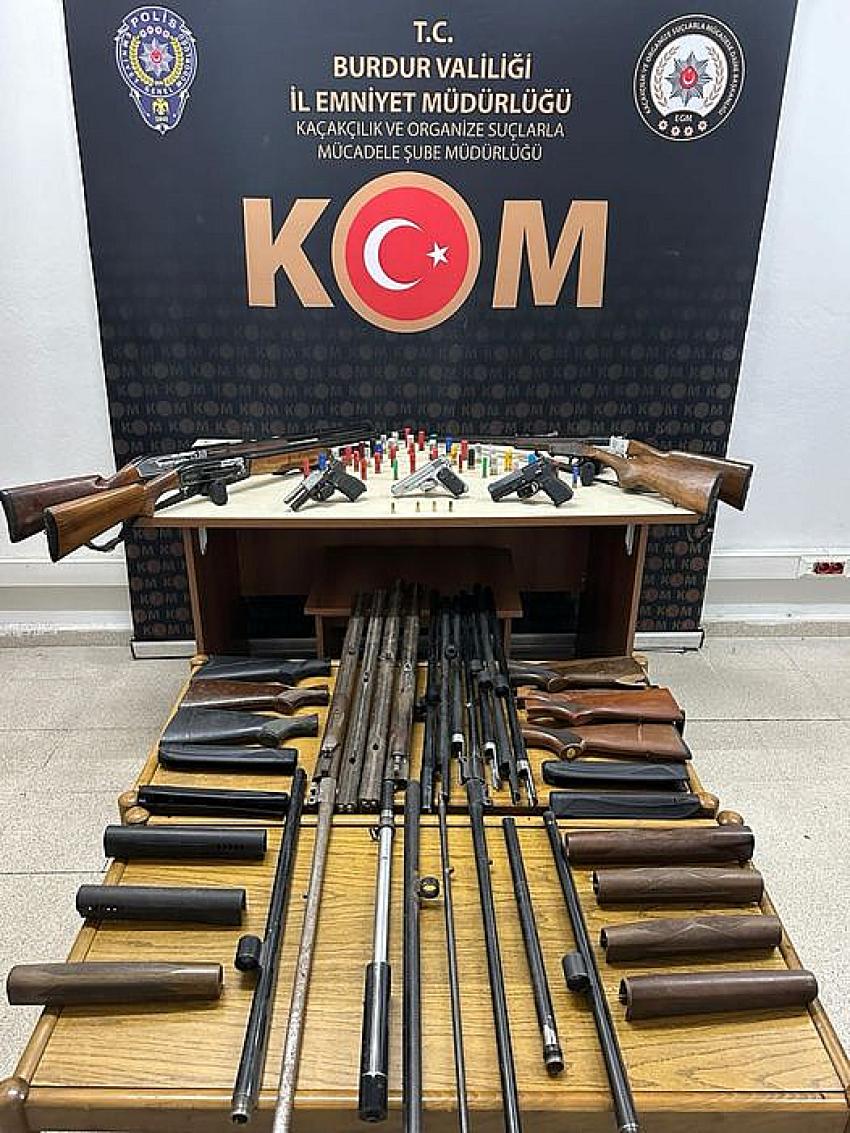 EMNİYET EKİPLERİNDEN KAÇAKÇILIK VE ORGANİZE SUÇ OPERASYONU