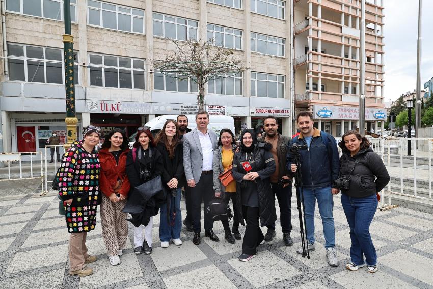 Burdur’da Fikir İşçilerinin ‘1 Mayıs Kutlaması’