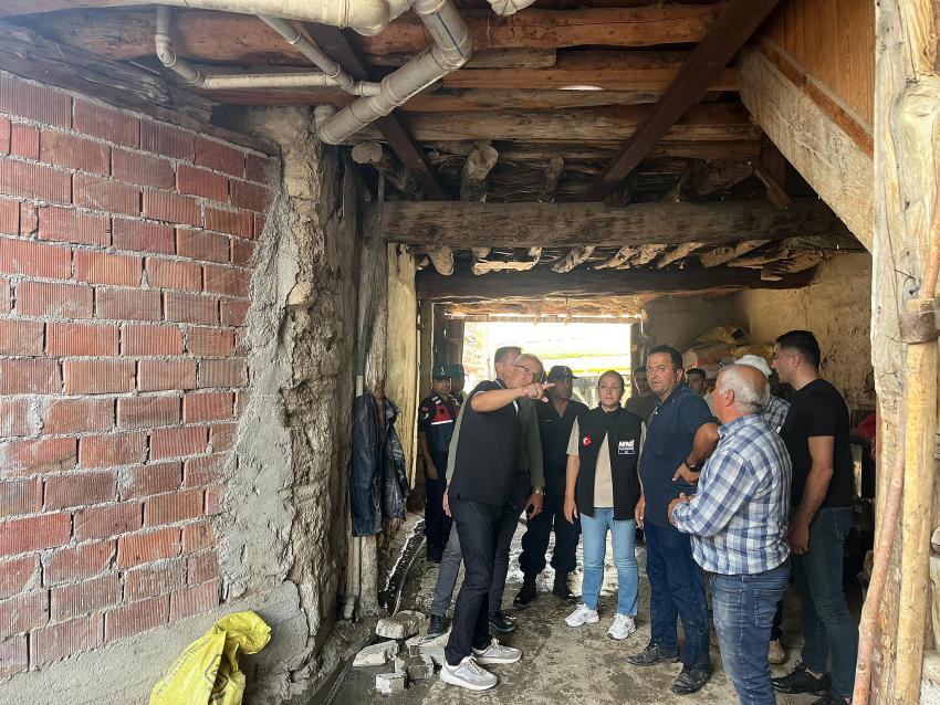 Burdur Valisi Yangın Bölgesinde