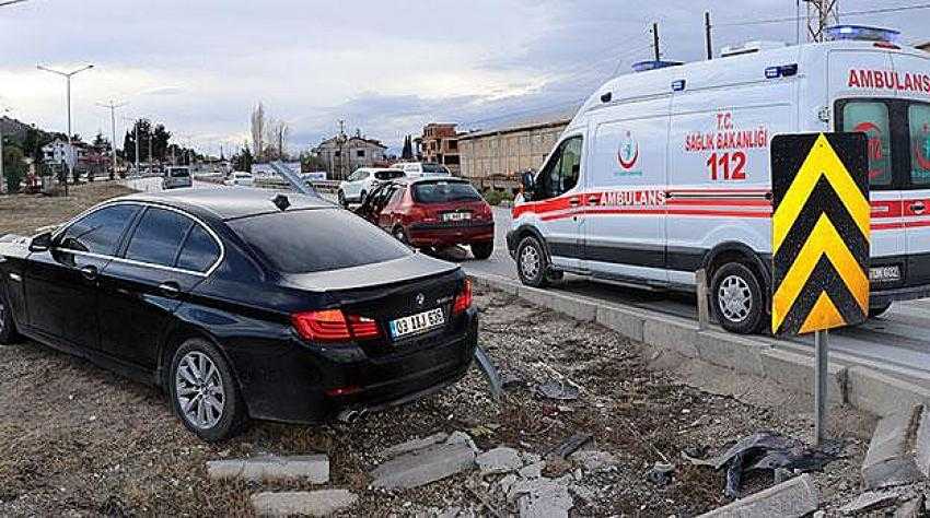Burdur-Isparta Dağ Yolu Kavşağında Kaza 5 Yaralı