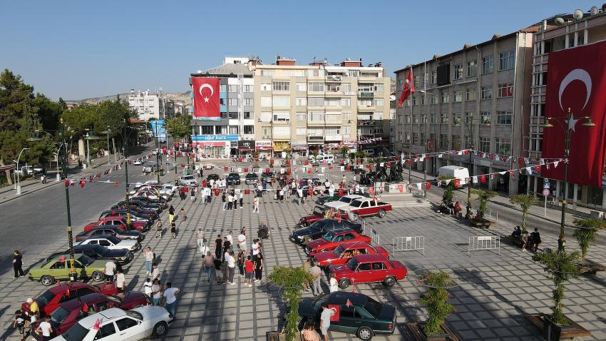 Klasik Otomobil Tutkunları Burdur