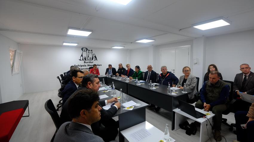 Burdur’da Sokak Hayvanları İçin Kritik Toplantı!
