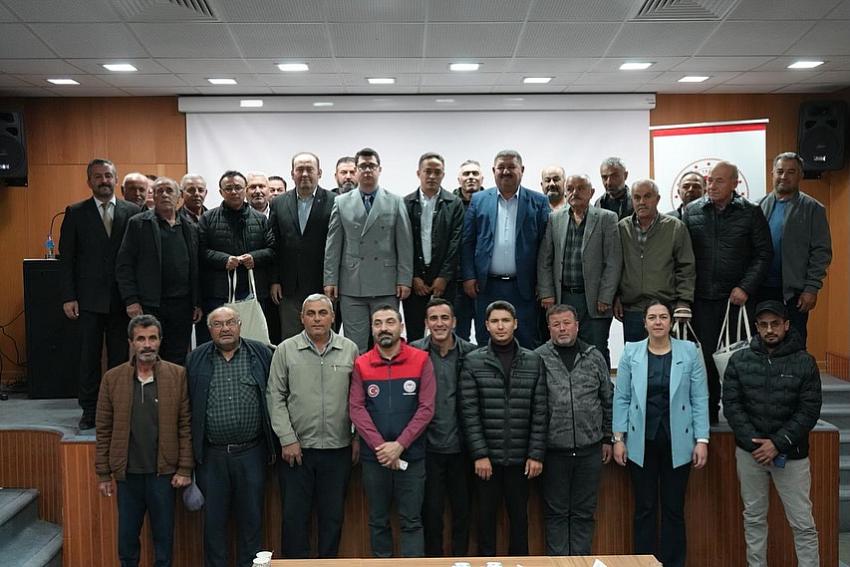 Bu Bilgileri Bilmeyen Üretici Zarar Ediyor! Burdur Kemer’de Toprak Analizi Alarmı