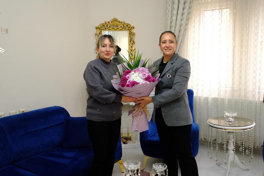Burdur’un Kadın Muhtarlarına Anlamlı Ziyaret