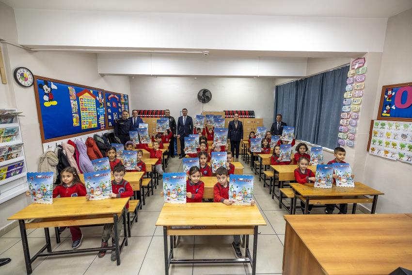 Burdur’da Karne Sevinci: 40 Bin 204 Öğrenci İçin Ara Tatil Başladı!