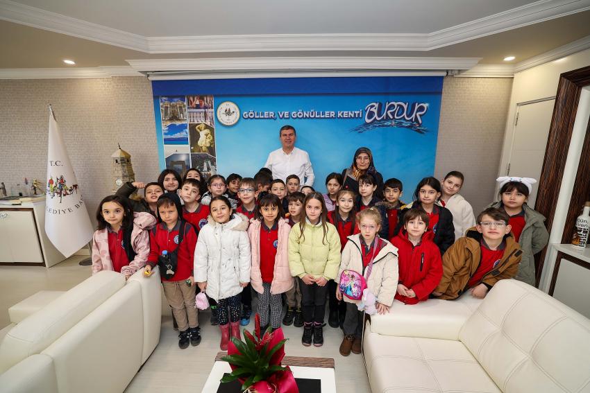 Başkan Ercengiz Minikleri Ağırladı, Geleceğe Mesaj Verdi