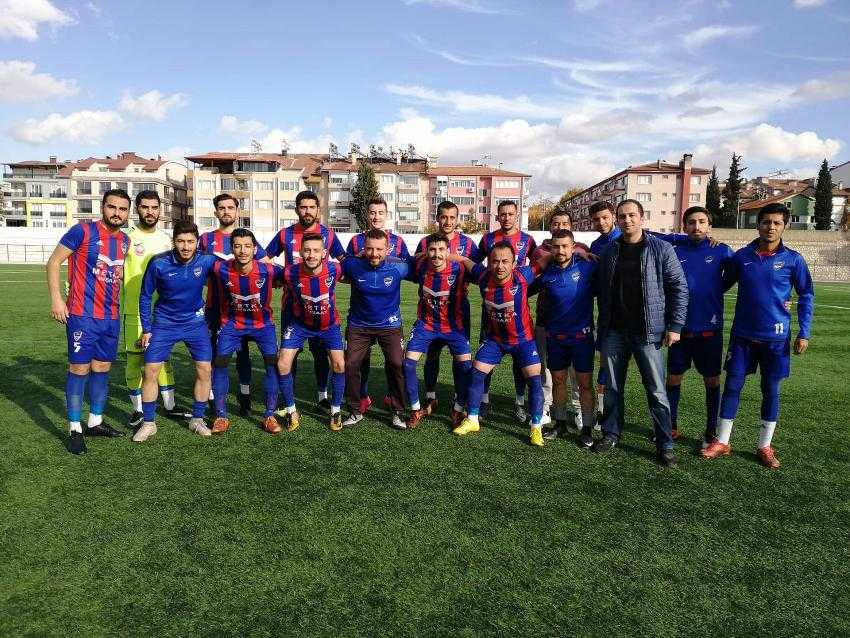 1. Amatör'de ilk yarının lideri Burdur Belediyespor