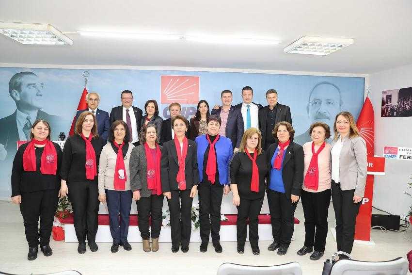 CHP Kadın Kolları Başkanı yeniden Zinet Gezer