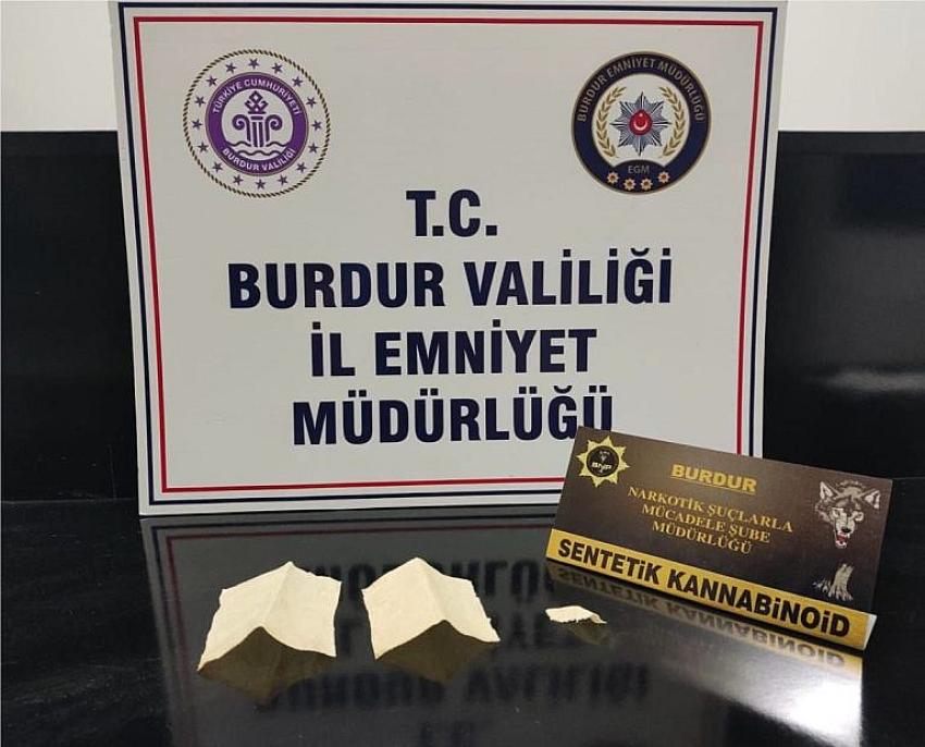 BURDUR’DA UYUŞTURUCU OPERASYONU: 2 ŞAHIS TUTUKLANDI