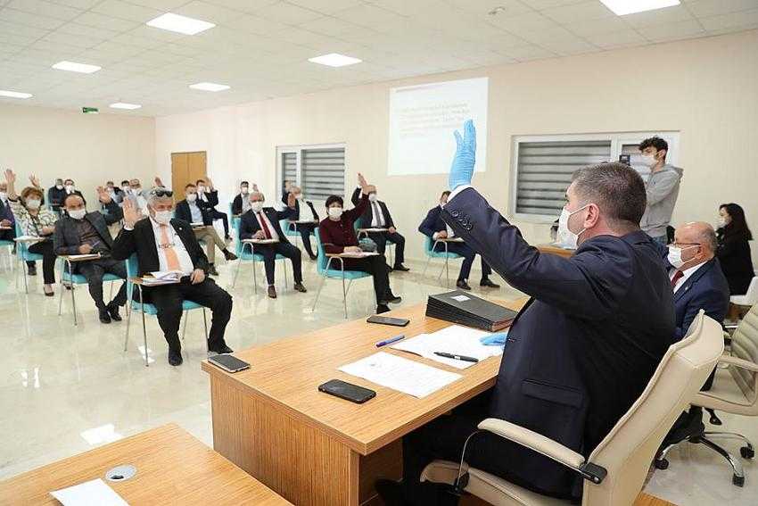 Burdur Belediye Meclisi ‘korona’ şartlarında toplandı