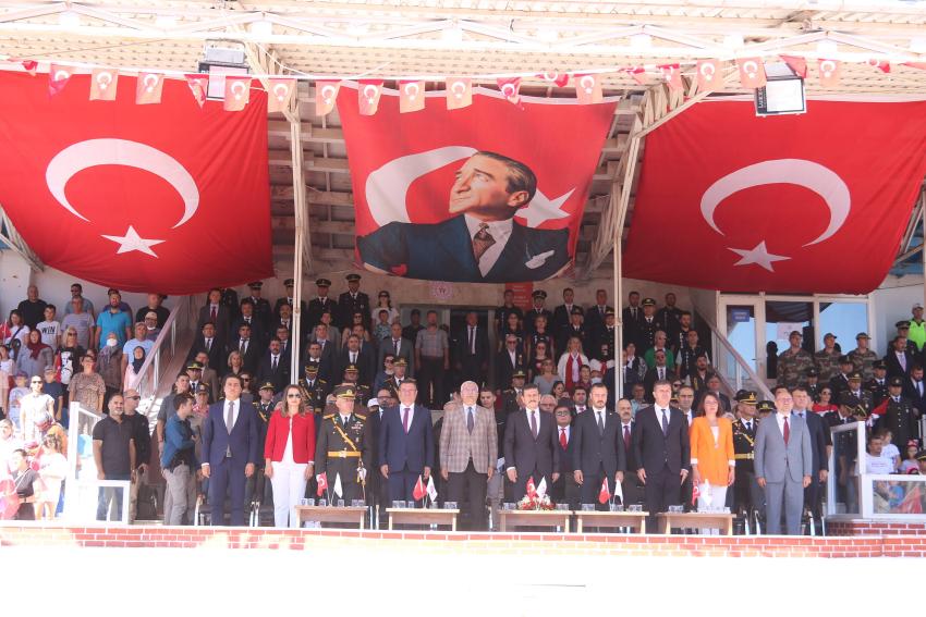 BÜYÜK ZAFER BURDUR’DA COŞKUYLA KUTLANDI