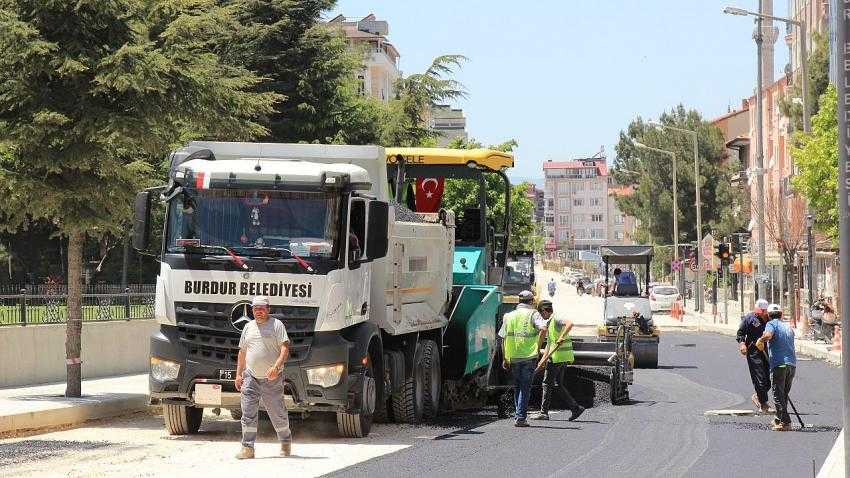 Adliye Caddesi’nde alt yapı ve asfaltlama çalışmalarında sona gelindi