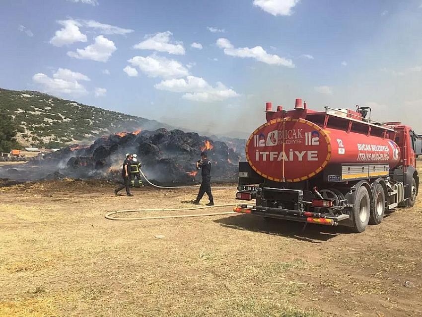 Burdur'da Korkutan Yangın! 300 Ton Saman Balyası Küle Döndü