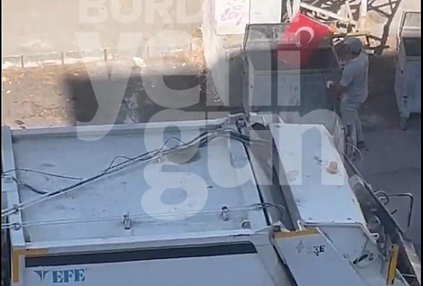 Belediye Personelinden Duygulandıran Hareket