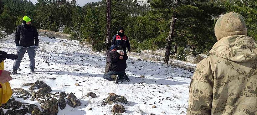 Burdur'da kaybolan avcının bulunma anı