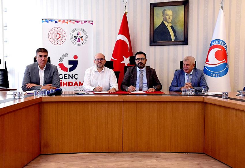 MAKÜ’DE KURULACAK KULUÇKA MERKEZİ İLE HAYVANCILIK ALANINDAKİ ÇALIŞMALAR TİCARİ HAYATA KAZANDIRILACAK