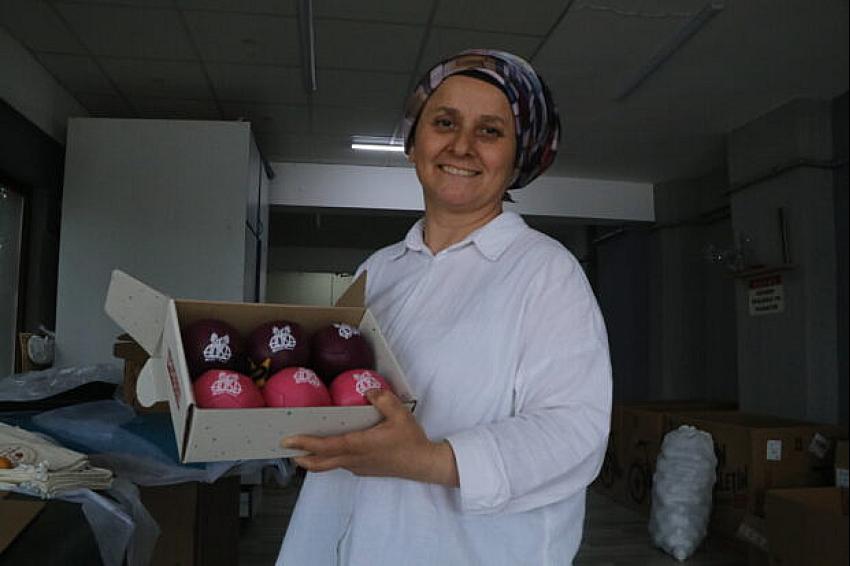BURDUR’DAN FRANSA’YA BOCCE TOPU İHRACATI
