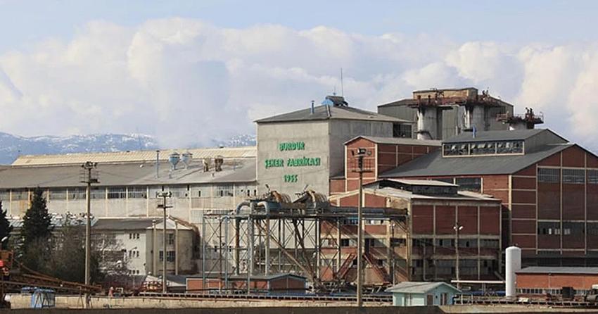 ŞEKER FABRİKASI’NDA İŞ KAZASI. ÇATIDAN DÜŞEN İŞÇİ ÖLDÜ