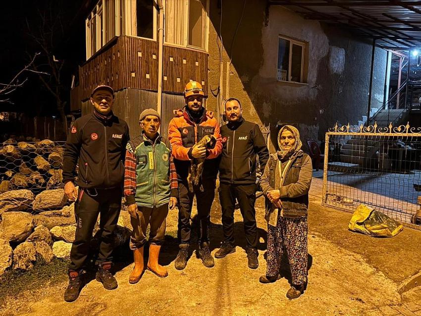 Burdur’da Mucize Kurtuluş: 2 Gün Boyunca 20 Metrelik Karanlıkta Ecel Terleri Döktü!