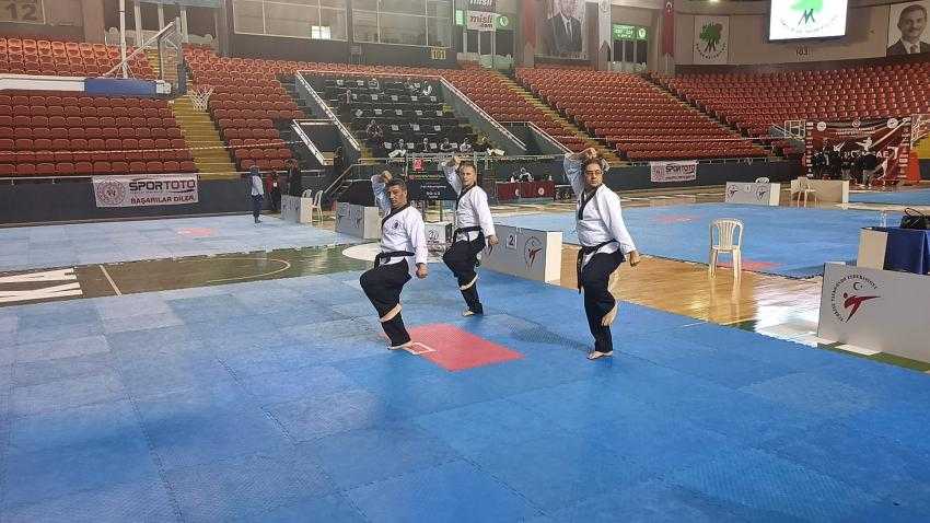 Burdur Belediye Spor Taekwondo Kulübü Türkiye Şampiyonasında sıralamada ilk 8e girdi