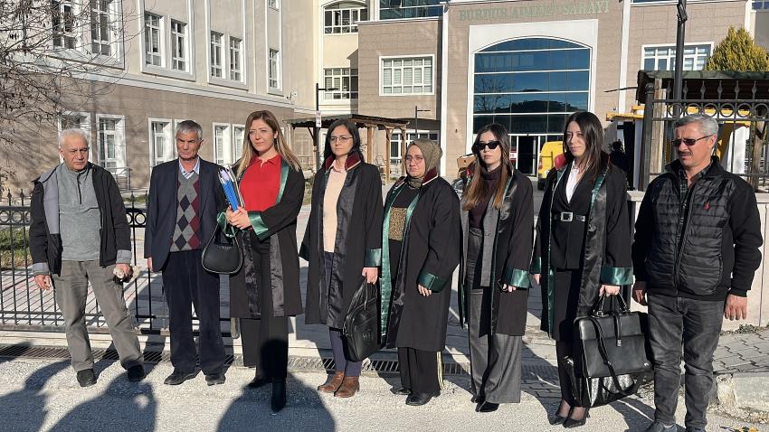 Burdur’da Kadın Cinayeti Davası! Sanıklar Birbirini Suçladı