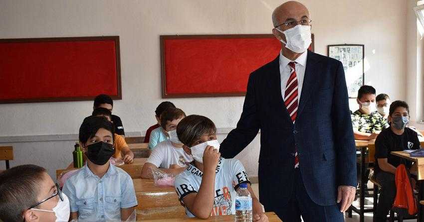 BURDUR’DA 41 BİN 668 ÖĞRENCİ VE 3 BİN 782 ÖĞRETMEN DERS BAŞI YAPTI