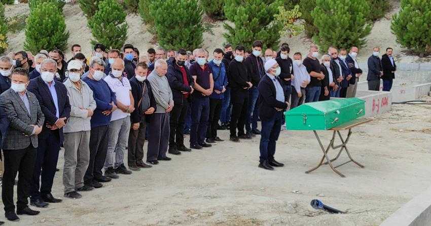 GENÇ DOKTOR GÖZYAŞLARI İLE TOĞRAĞA VERİLDİ