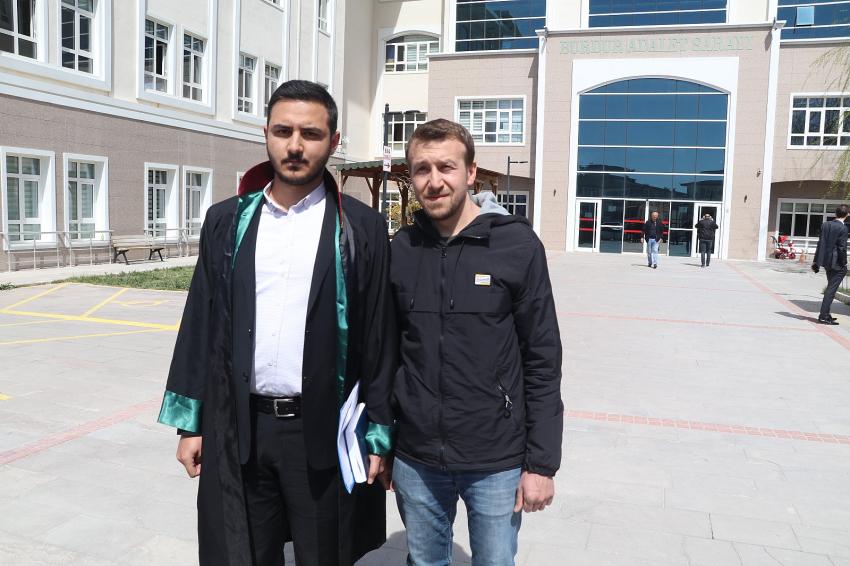 İŞ YERİNDE ÖLDÜRÜLEN KADININ GÖRÜNTÜLERİ SOSYAL MEDYADA PAYLAŞILDI, AİLESİ SUÇ DUYURUSUNDA BULUNDU￼