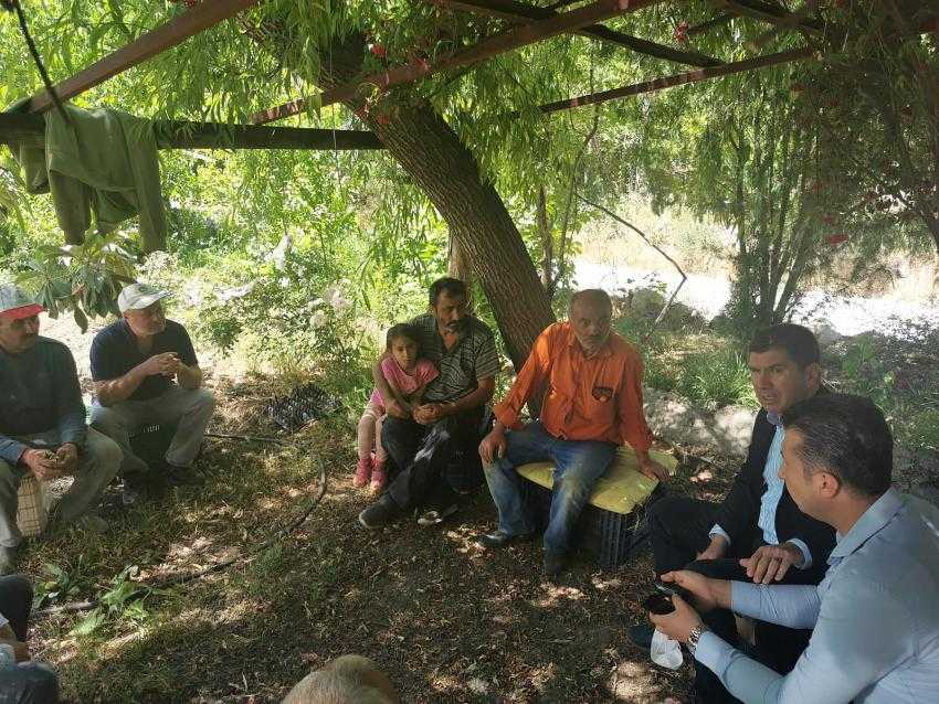 CHP'li Başkanlar Bağsaray'da çiftçilerle buluştu